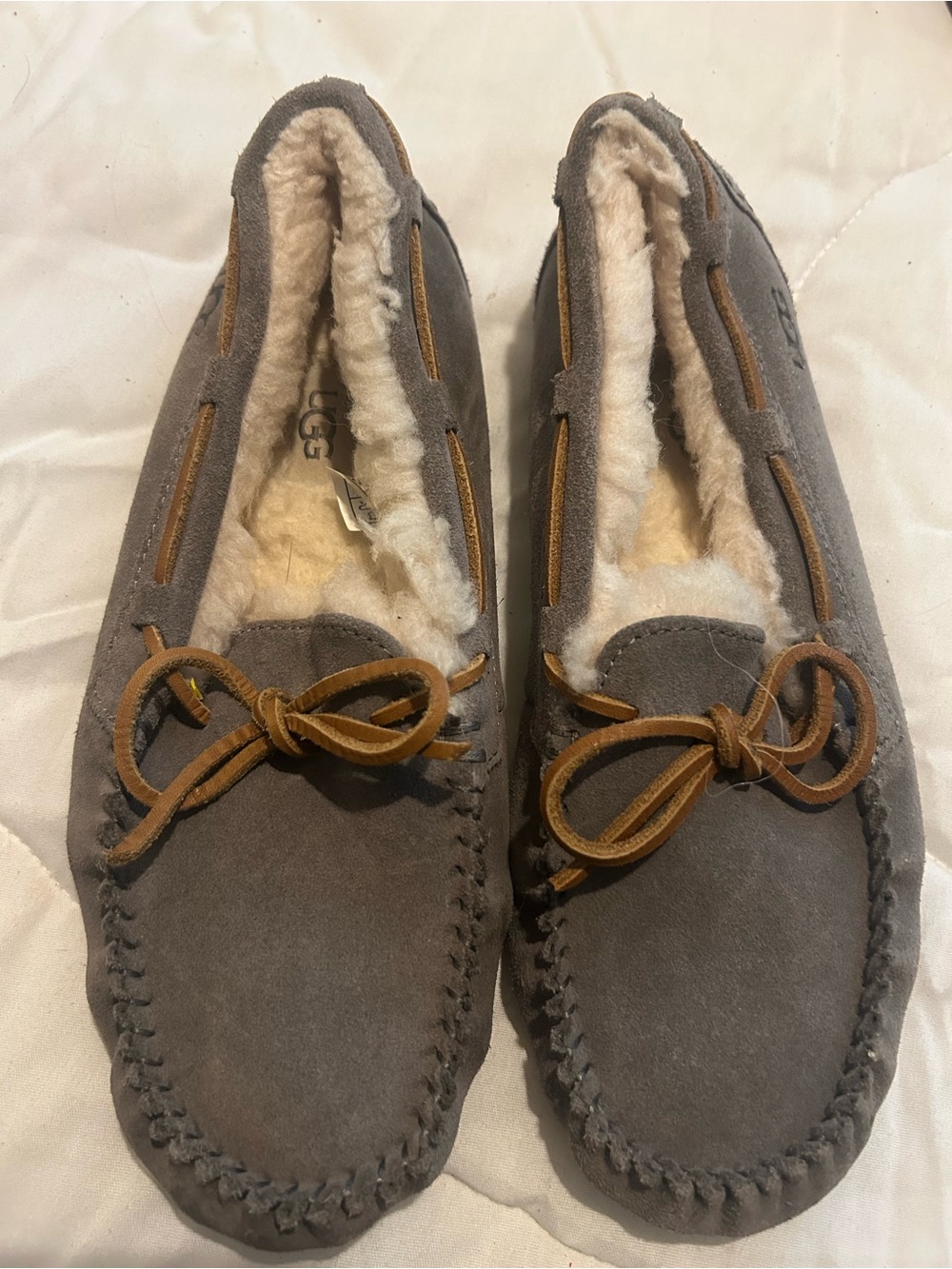 UGG Women Gray Suede Shearling-Lined Moccasin Loafers with Chestnut Laces